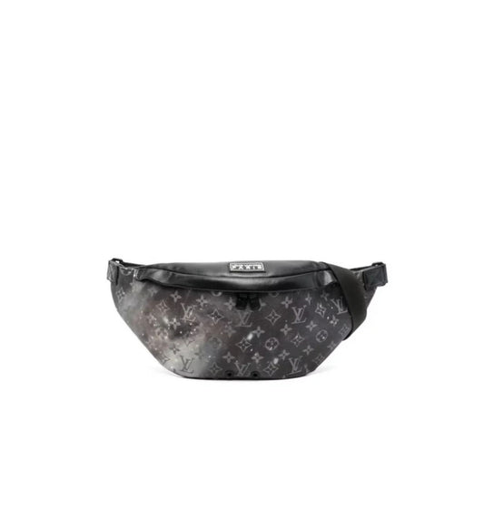 Louis Vuitton Discovery 2018 Tote Bag