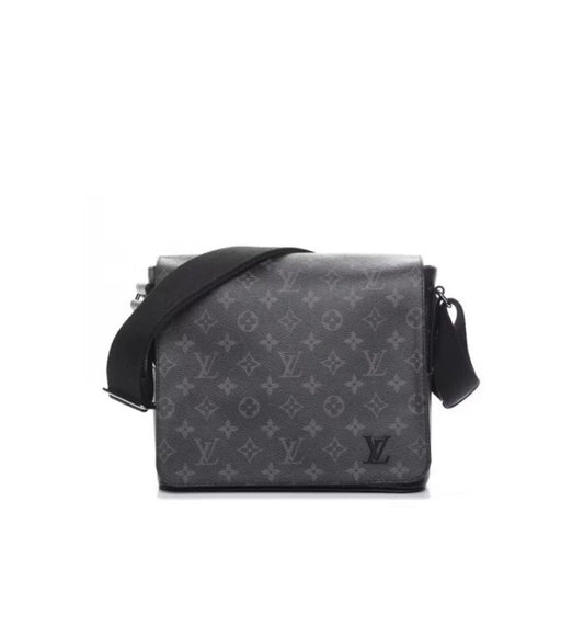 Louis Vuitton Messenger District Monogram Eclipse PM Noir Black
