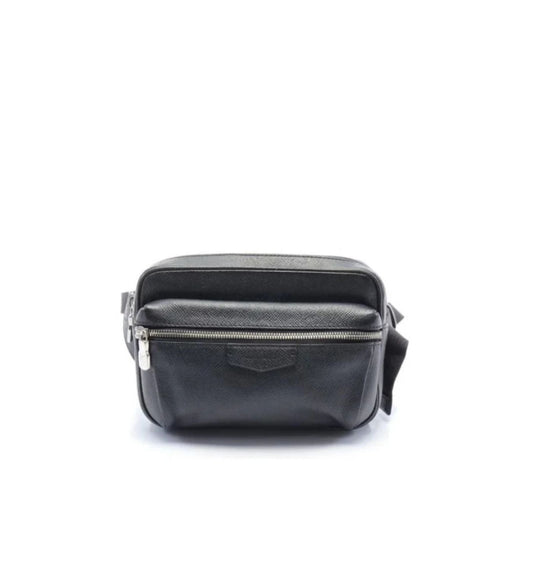 Louis Vuitton outdoor fanny pack 2019
