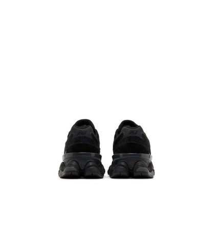 9060 'Black'