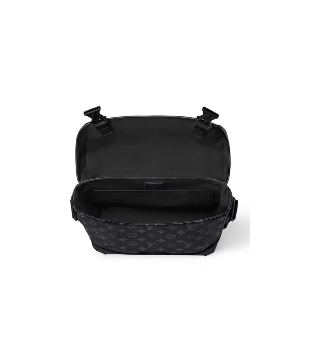 Louis Vuitton Wallet medium black