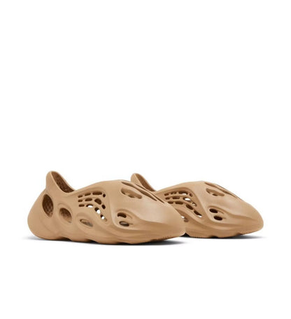 Yeezy Foam Runner 'Clay Taupe'