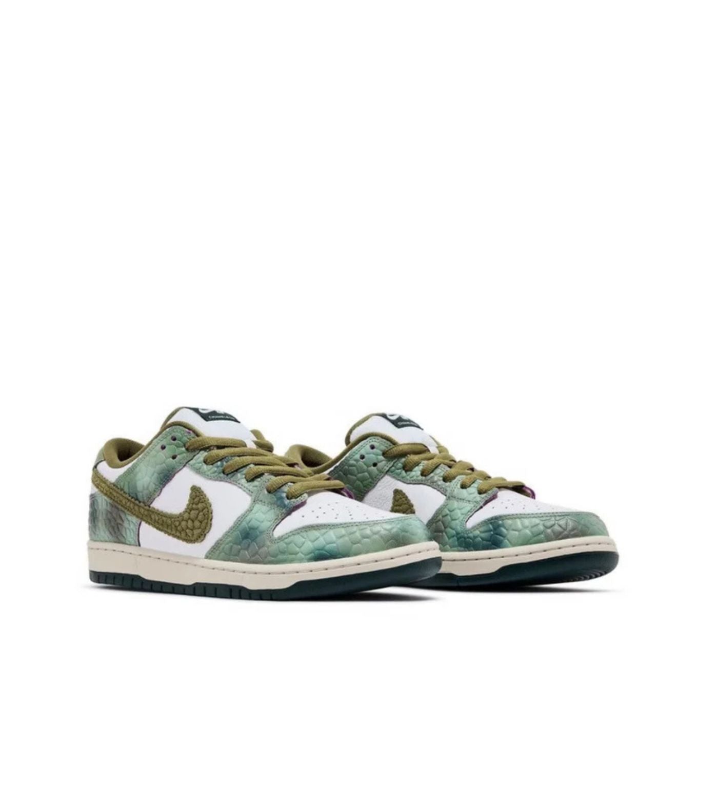 Nike SB Dunk Low “Chamaleon”