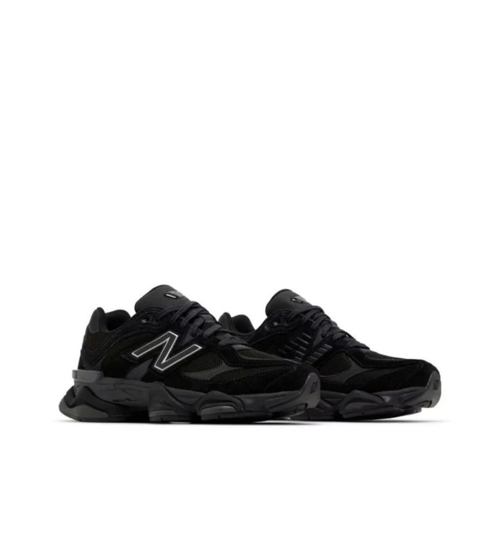 9060 'Black'