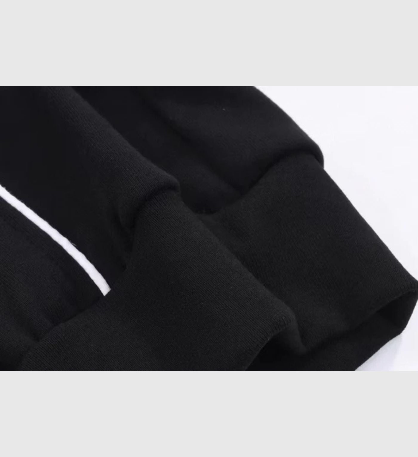 Balenciaga winter logo black