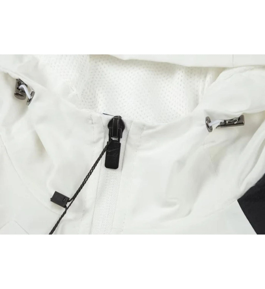 Nike jacket winter black and Withe logo