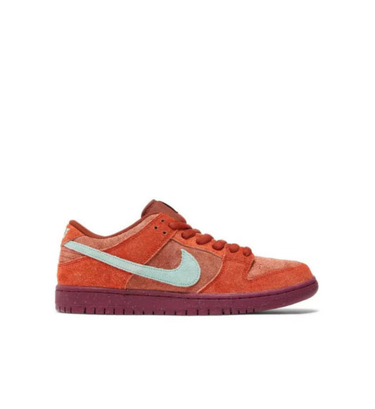 Nike SB Dunk Low Mystic Red Rosewood