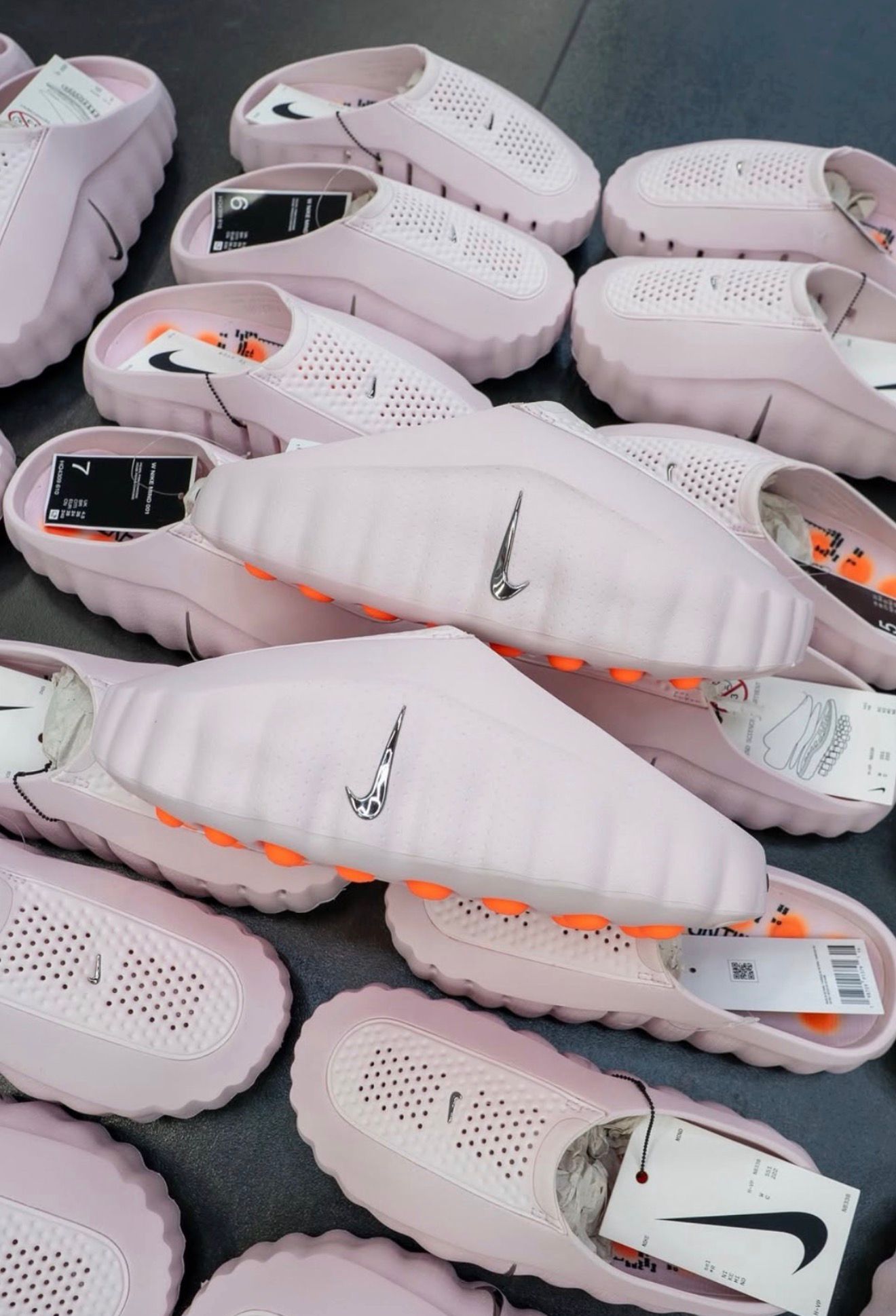 Wmns Nike Mind 001 'Pearl Pink'