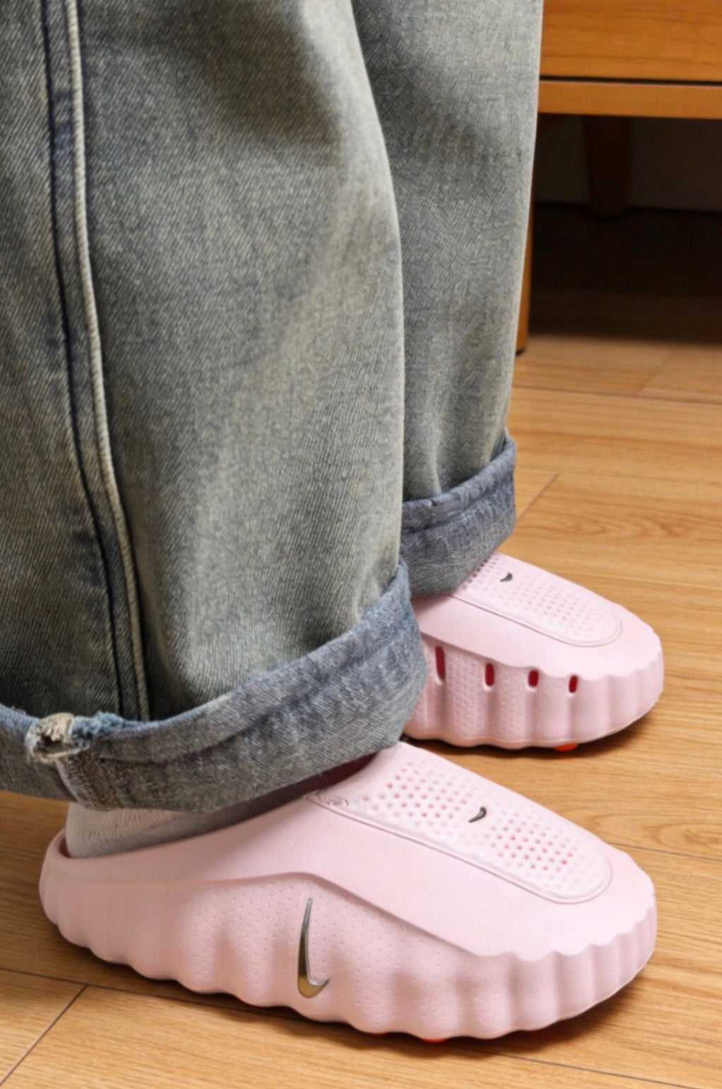 Wmns Nike Mind 001 'Pearl Pink'