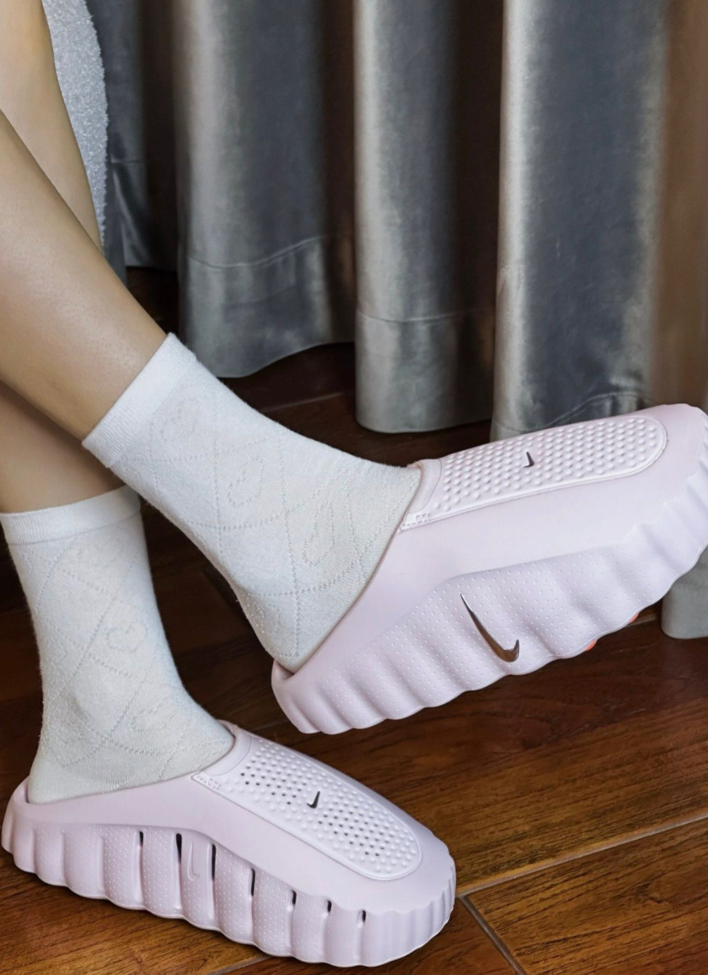 Wmns Nike Mind 001 'Pearl Pink'